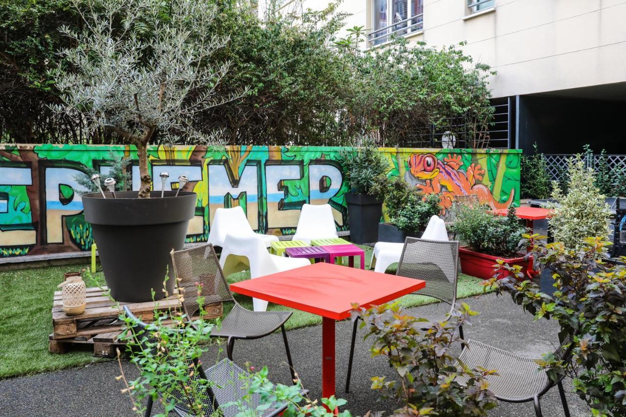 Ibis Paris Porte De Clichy Centre Esterno foto
