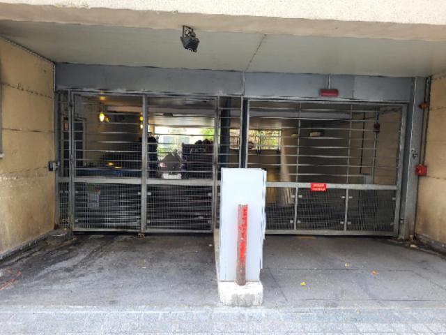 Ibis Paris Porte De Clichy Centre Esterno foto